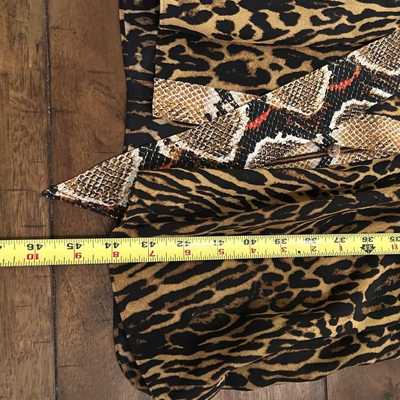 Burberry London Silk Animal Print Costanza Dress Size 6 NEW MSRP 2250.00 - Picture 14 of 16